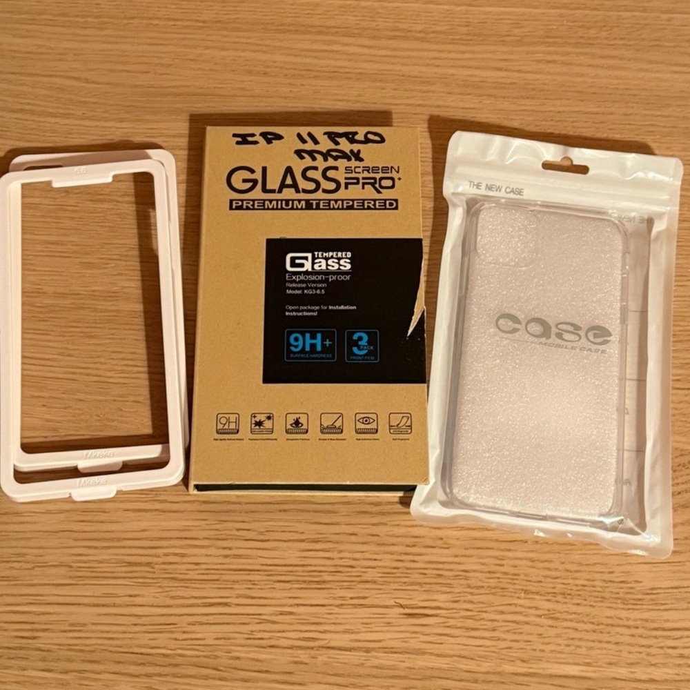 iPhone ‘11 Pro Max/XS Max’ Case & Screen Protector 10pc. Bundle